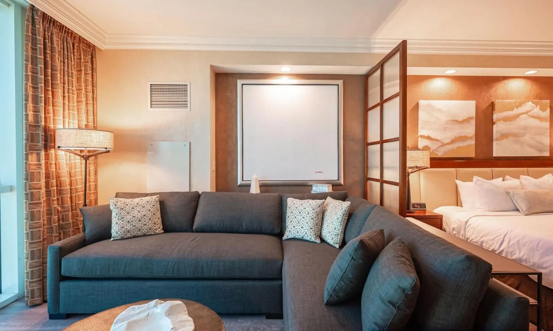 No Resort Fee Strip View Suite+ Free Valet + Pool Las Vegas Feriehus